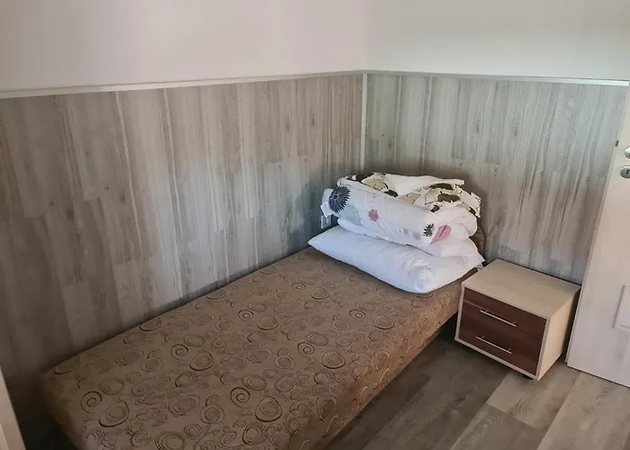 Vaddinszo Lak * Kiskunmajsa